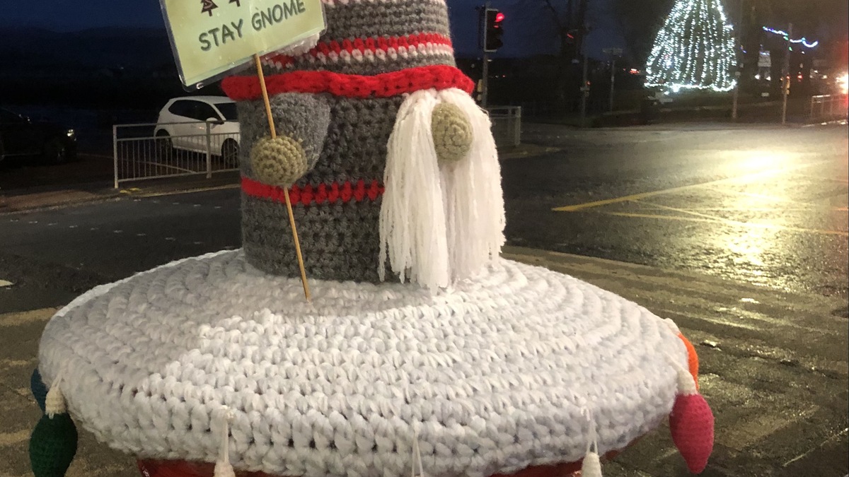Lutin au crochet gratuit façon amigurumi pour modèle PDF