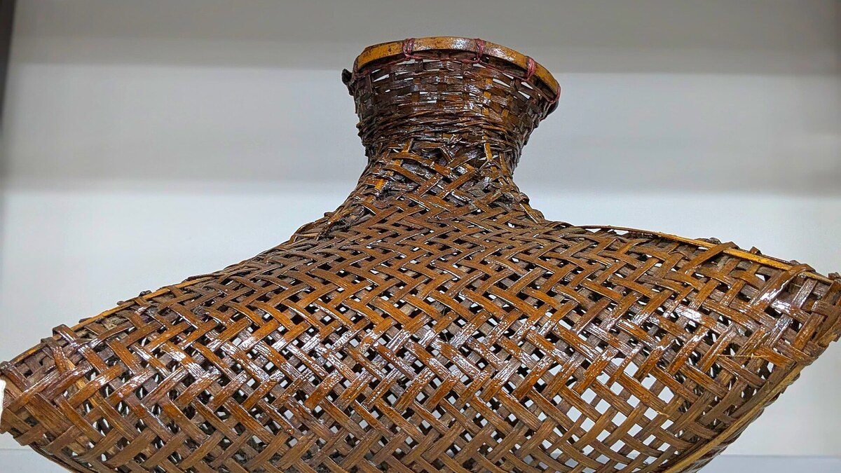 Objet décoratif original en fibres tressées pour donner du caractère à une pièce